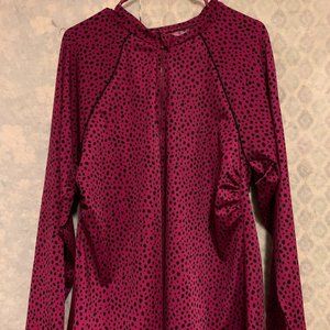 ALL IN MOTION SWIMSHIRT 24W W/ HALF ZIPPER PINK WITH BLACK DOTS SMOKE FREE HOME